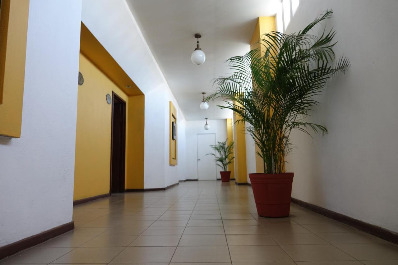 Hotel America Колима Экстерьер фото